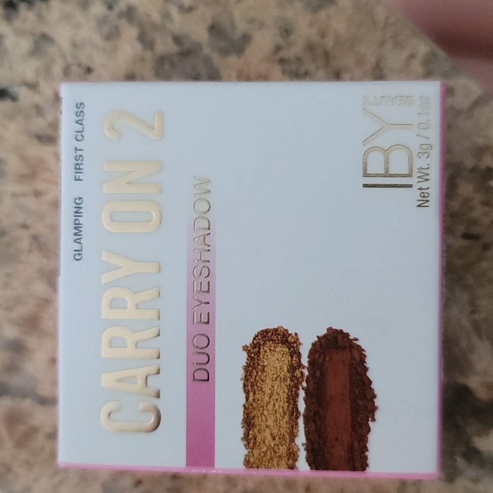 Nwt Duo eye shadow